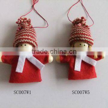 Christmas felt person hanging decoration