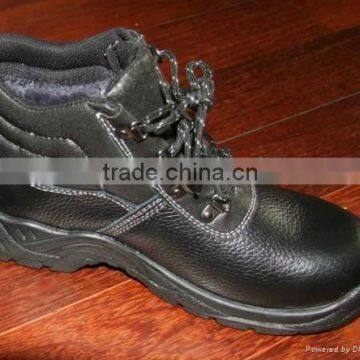 winter boots steel toe of construction safety shoes