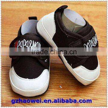 Love Dad & Mum Printed Baby Booties photo-4