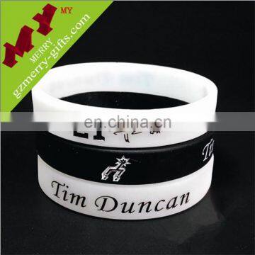 China offer cheap wholesale custom silicon wristband