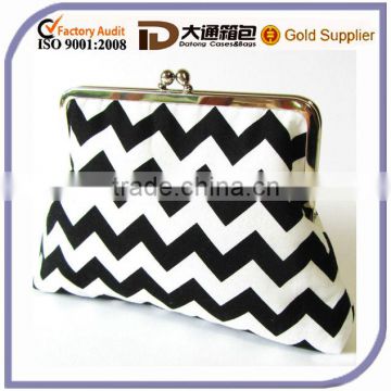 Beautiful pattern pringting fastener seal polyester cosmetic bag