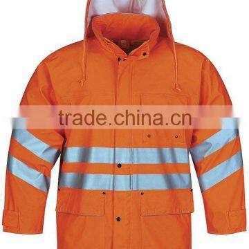 HOODED REFLECTIVE OUTDOOR RAINCOAT