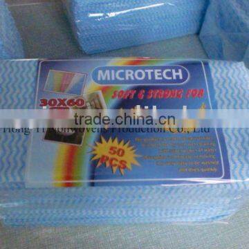 Spunlace cleaning wipe (viscose/polyester)