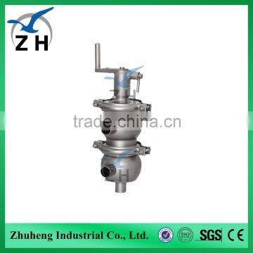 Sanitary reversing valve