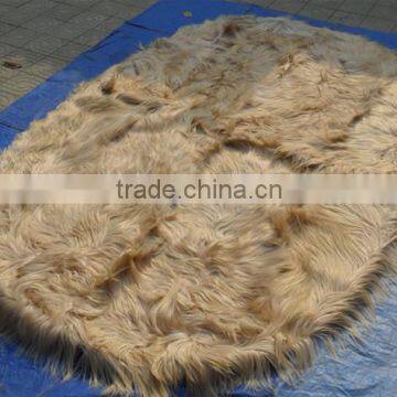 Fashion Elegant Golden Goat Fur Carpet