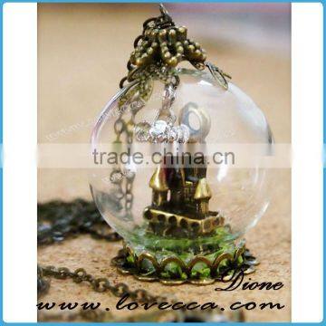 Website Hot Christmas Decoration Gift Round Dome Glass Golbe Handing Terrarium