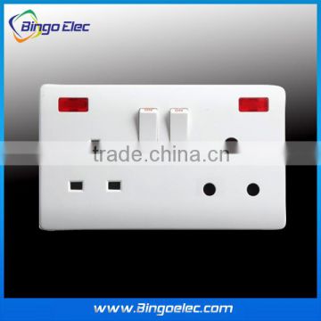 13a switched socket with neon and 15a socket with neon