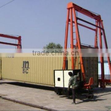 30t hydraulic lift mobile gantry crane for hot sale