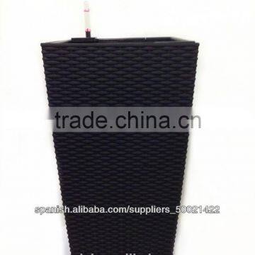 2015 Christma Ornament Self Watering Plastic Flower Pot photo-6