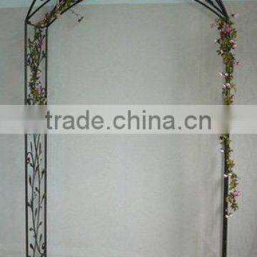 Very Nice Antique Metal Garden Arch Outdoor Furniture