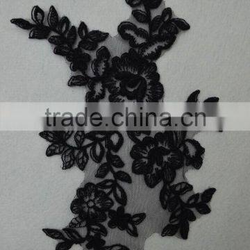 Beaded Appliques Lace Trims 3D Floral Embroidery Lace Trims for Bridal Accessories in stock