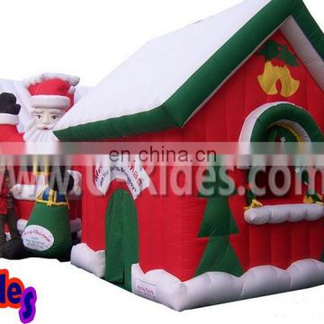 white and red colour inflatable christmas house decorations