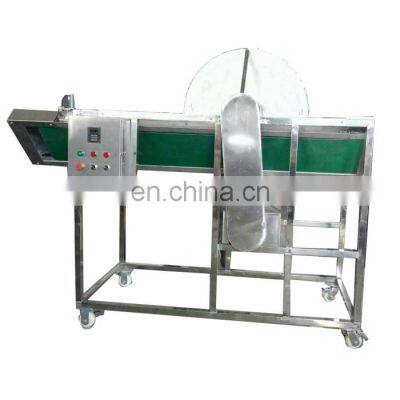 Automatic vegetable cabbage half cutting machine