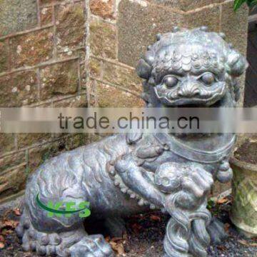 Bronze antique lion fengshui statue