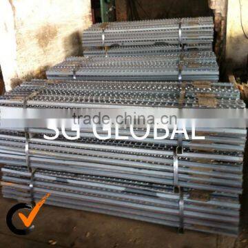 2014 USA Type Studded Metal T Fence Post