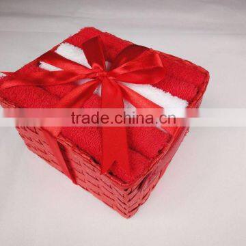 Hot sale wedding gift cake towel,promotional mini gift cake towel