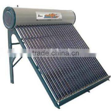 compact pressurized solar water heater with heat pipe