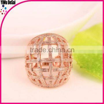 Valentine's Day Gift Elegant Gold Plated Rhinestone Women Engagement Ring
