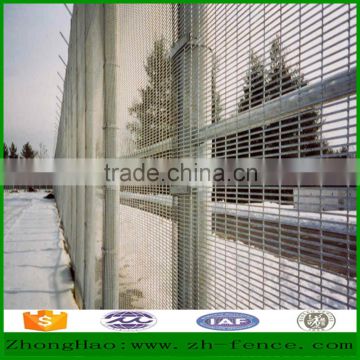 Factory direct sale high security wire mesh fence / 358 high security prison fence