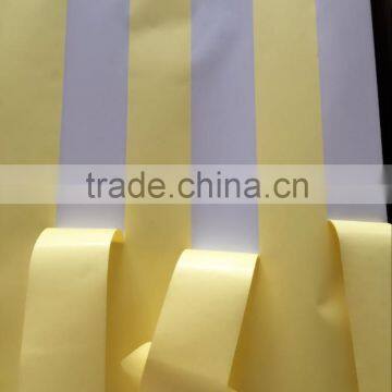 Slit back self adhesive paper with white glassine