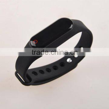 Multi-color sport smart wrist with bluetooth and heart rate monitor for Android and IOS