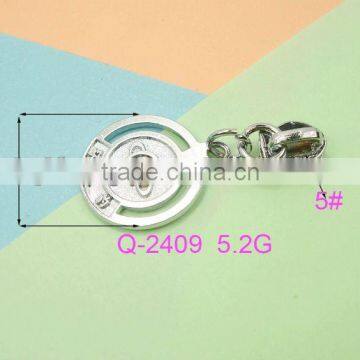 qifeng well design bag fittings metal zipper puller q-2409