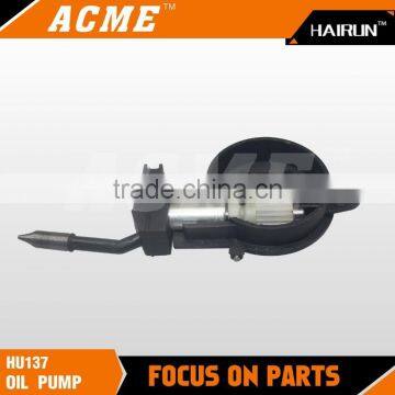 Hus 137/142 Oil Pump