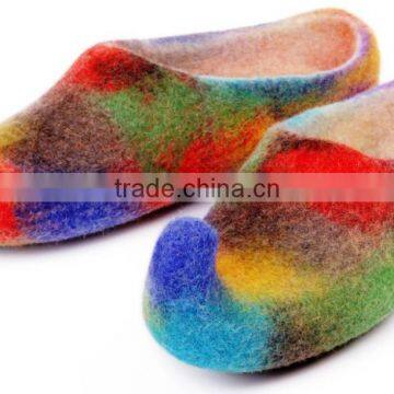 Best Selling Handmade Eco-friendly Multi-Color Felt Slippers