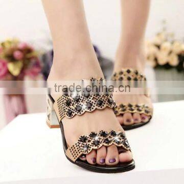 Zm50103b Summer Women Hot Sell Kitten Heel Shoes Comfortable Ladies Shoes Sandal photo-3