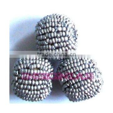 Handmade beaded beads