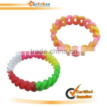 2012 promotional new style and fashion bracelet factory