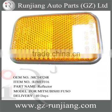 MC145248 yellow reflector lamp use for mitsubishi fuso canter 94-04 series truck body parts