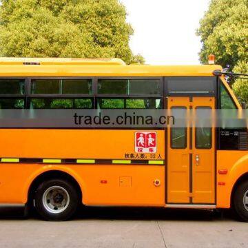 6.8 m 24-32 seats international school bus with petrol engine for sale