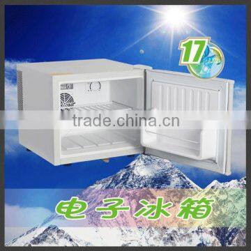 Semiconductor Hotel mini freezer