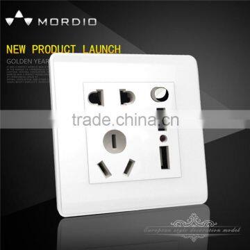 2015 Newest Top Quality Electric Switch Socket 5 pin with 2 USB