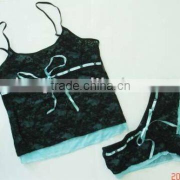 lace decorated black underwear for women