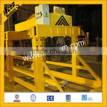 Motor sheet pile lifting tong