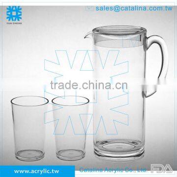 Straight Design Plastic Acrylic 1.62L Pitcher Jug
