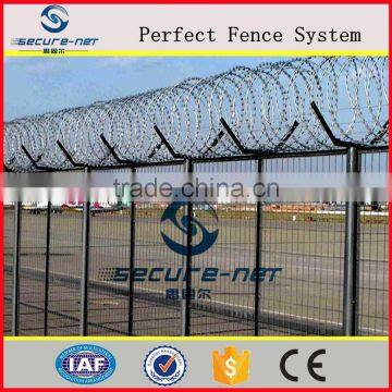 The Price is Right Have a Credibility the Airport Fence photo-4