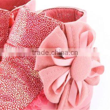 Wholesale Sweetheart Daisy Flower Resin Beads