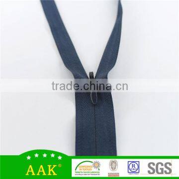 Free sample 3# invisible selvage closed end zipper