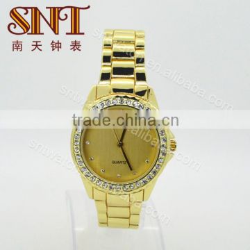 Fashionable watch decorated by crystals with quartz movement on sale