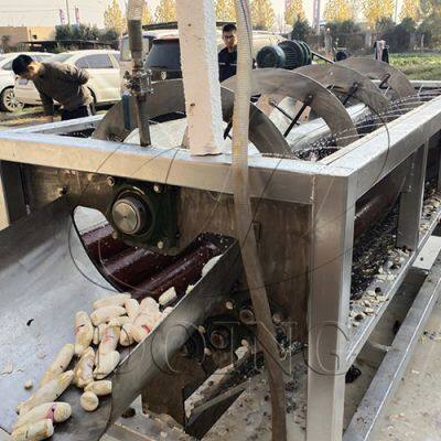 Vegetables Peeling Machine Cassava Yuca Manioc Peeler With Sand Roller and Spraying System
