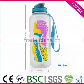 1500ml BPA free tritan plastic water bottle joyshaker fruit infuser with private label