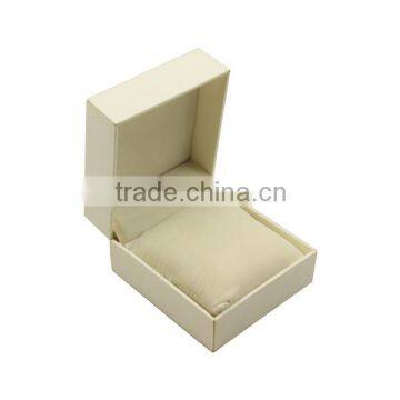 Cheap Single Plastic Watch Box in Watch Boxes & Cases photo-2