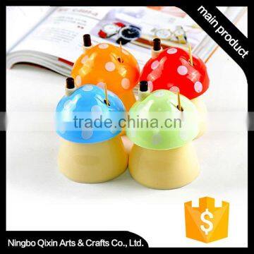 Mushroom Shape Wholesale Automatic Plastic Toothpick Holder