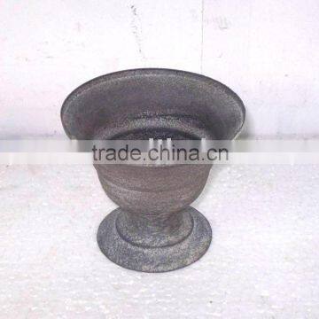 KS4018F- Metal Urn