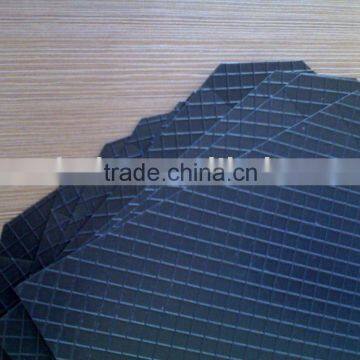 Plastic slip sheet