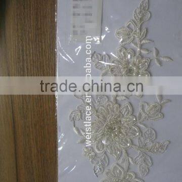 2016 high quality fashion fancy style guangzhou wholesale embroidery lace flower/