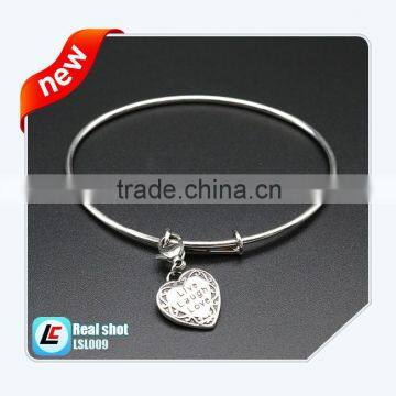 Promotion adjustable wire bracelet with heart pendant/expandable heart wire bangle